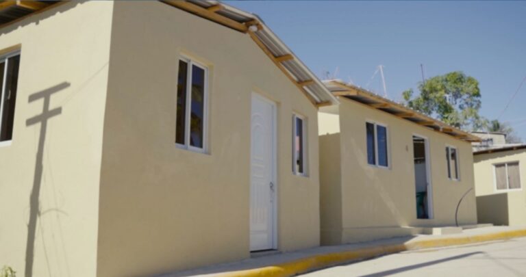 Más de 55 mil personas serán beneficiadas con saneamientos de cañadas en Santo Domingo Norte. CAASD entrega decena de casas totalmente nuevas y remozadas en Sabana Perdida.