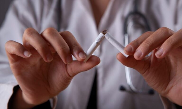 Cambiar de cigarrillos a productos de tabaco calentado presenta efectos menos nocivos a corto plazo