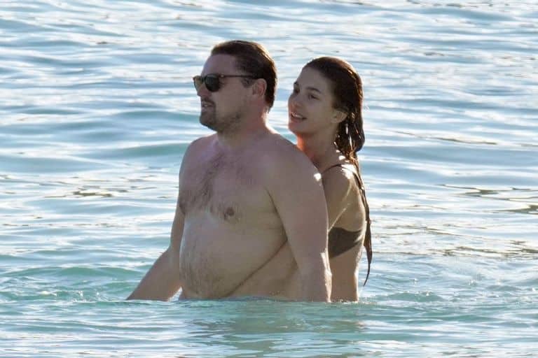 Filtran fotos de Leonardo DiCaprio en la playa junto a su novia y unas libras de más