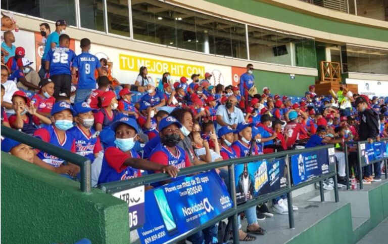 Niños de pequeñas ligas disfrutan gratuitamente de juegos Serie del Caribe
