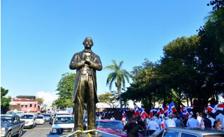 Caravana por la Patria evoca el natalicio de Duarte