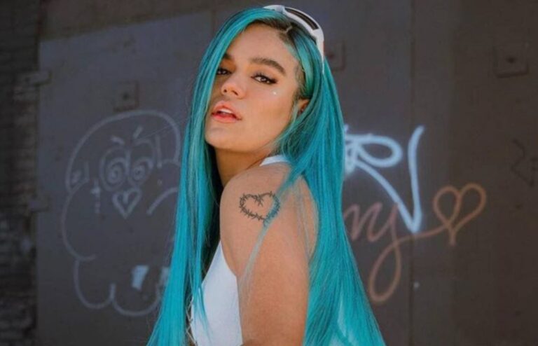 Karol G no se ha borrado los tatuajes en honor a Anuel AA