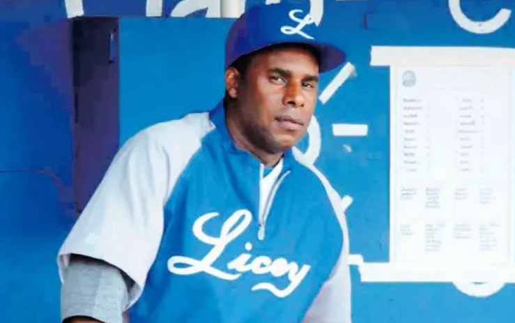 Tigres del Licey anuncia la continuidad de José Offerman como su manager