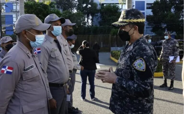 Director PN exhorta a miembros a dar pasos firmes en servicio