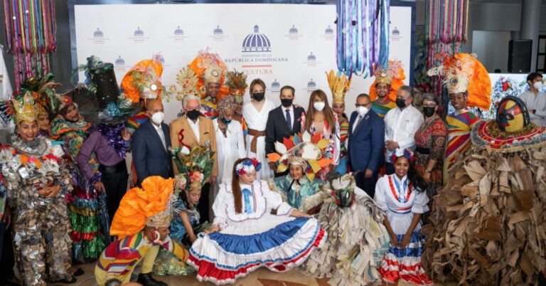 Ministerio de Cultura anuncia celebración del Desfile Nacional de Carnaval 2022
