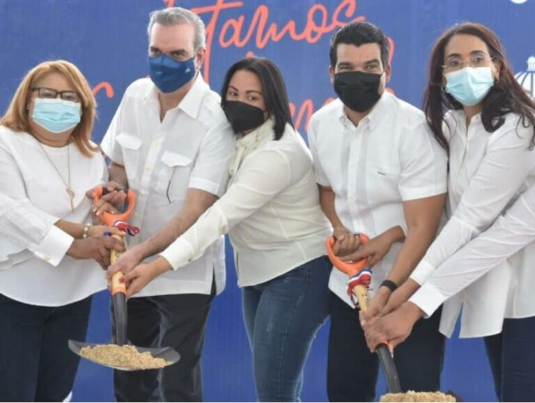 INAPA inaugura e inicia obras en el Sur