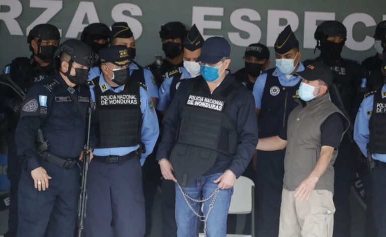 El expresidente de Honduras arrestado por narcotráfico comparecerá este miércoles ante un juez natural