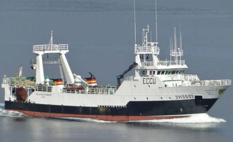 Naufraga barco pesquero español al este de Canadá; mueren 4