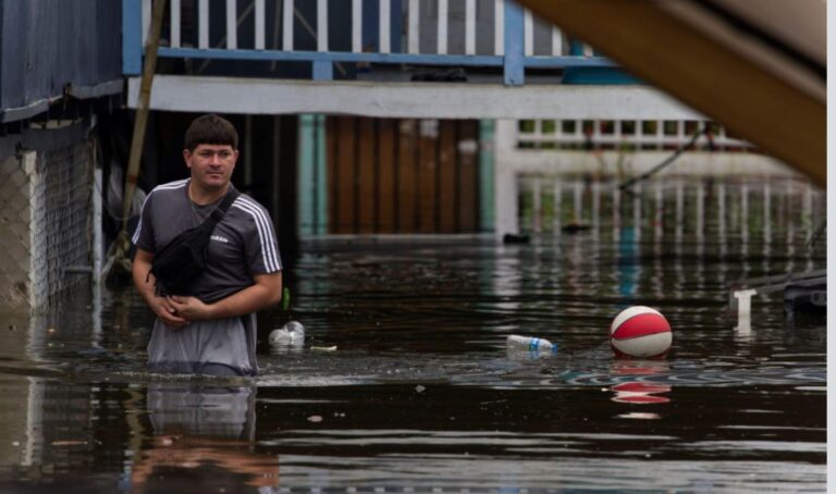 Declaran el estado de emergencia en 15 municipios de P.Rico por inundaciones