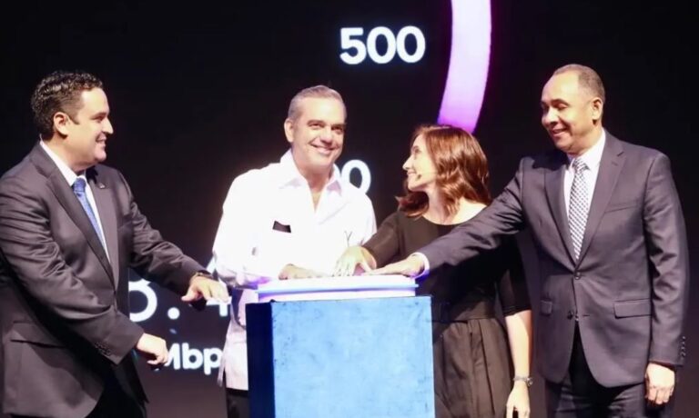 Presidente Abinader participa lanzamiento red 5G de Altice en la Ciudad Colonial y Santiago