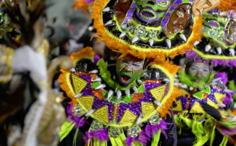 Comparsa de Villa Consuelo gana Gran Premio del Desfile Nacional de Carnaval 2022