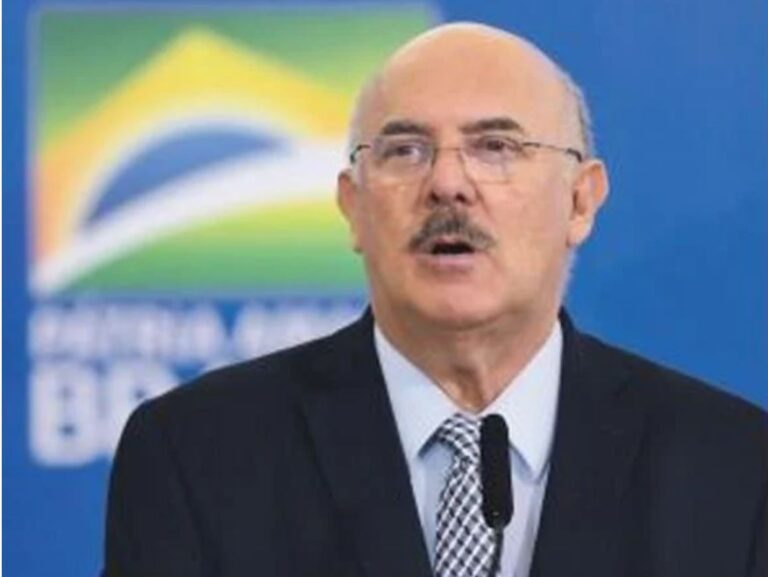 Ministro Educación de Brasil deja cargo por lío de sobornos