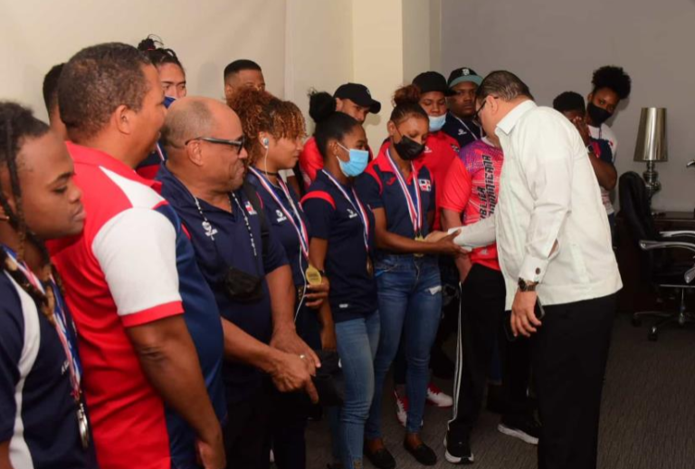 La selección dominicana de pesas: sin receso hasta el mes de diciembre