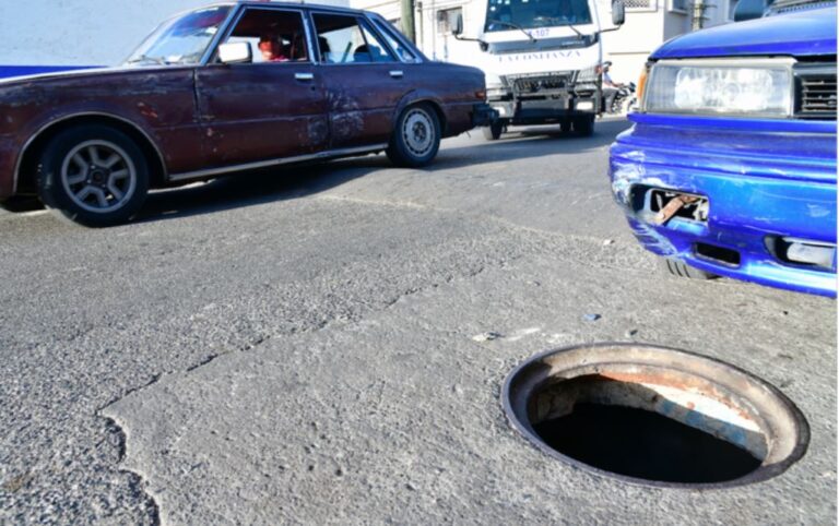 CAASD tapará los agujeros en las calles de la Capital
