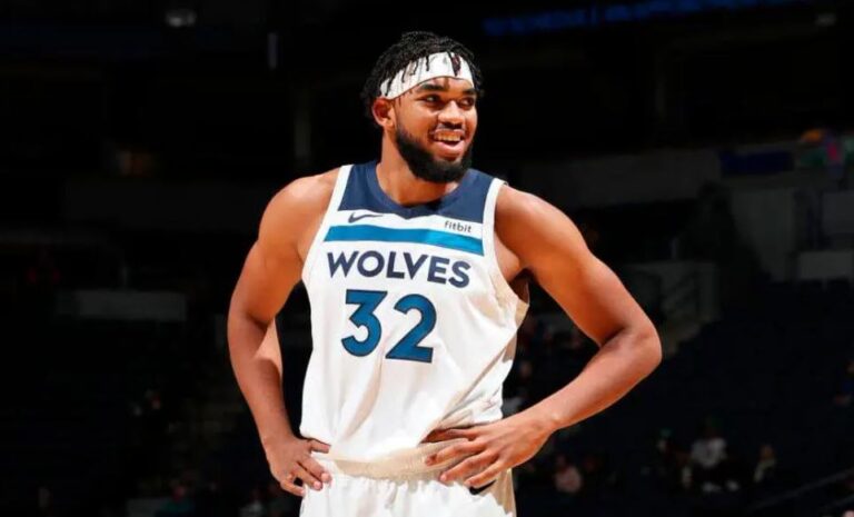 Karl Towns con misión de guiar a Wolves a los playoffs de NBA