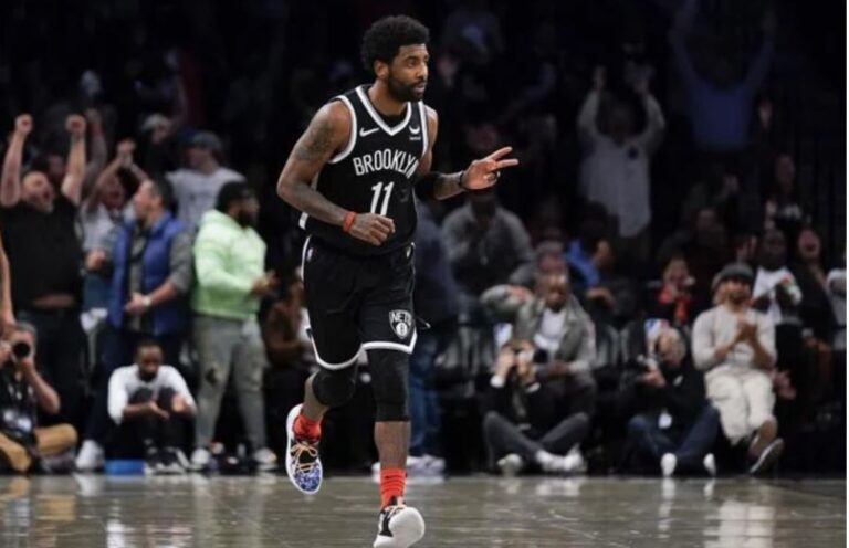 Brooklyn vence a los Cavs y amarra séptimo boleto a los playoffs de la NBA