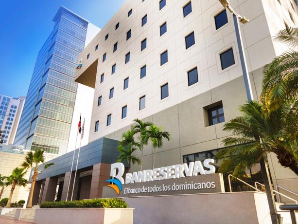 Banreservas se coloca entre los 50 bancos más grandes de la región