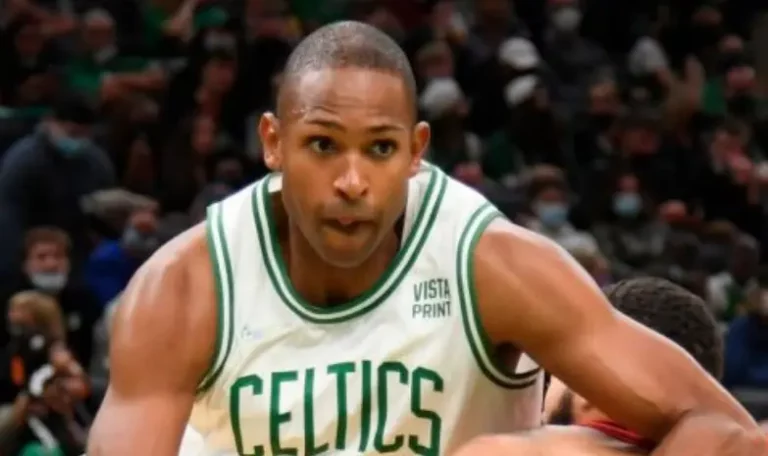 Dominicano Al Horford da el balance perfecto a los Celtics