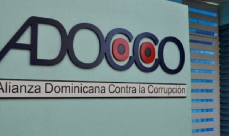 ADOCCO advierte administradores de sector eléctrico deben responder en la justicia