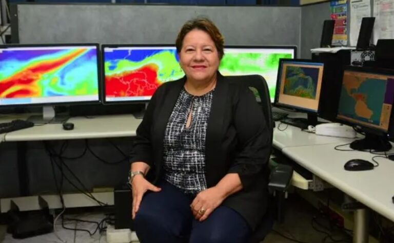 Directora de Meteorología Gloria Ceballos advierte intensificación de fenómeno peligroso si toca tierra