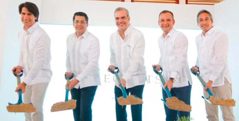 Presidente Abinader participa en primer palazo construcción Secrets Tides Punta Cana Resort & Spa que creará 3,000 nuevos empleos