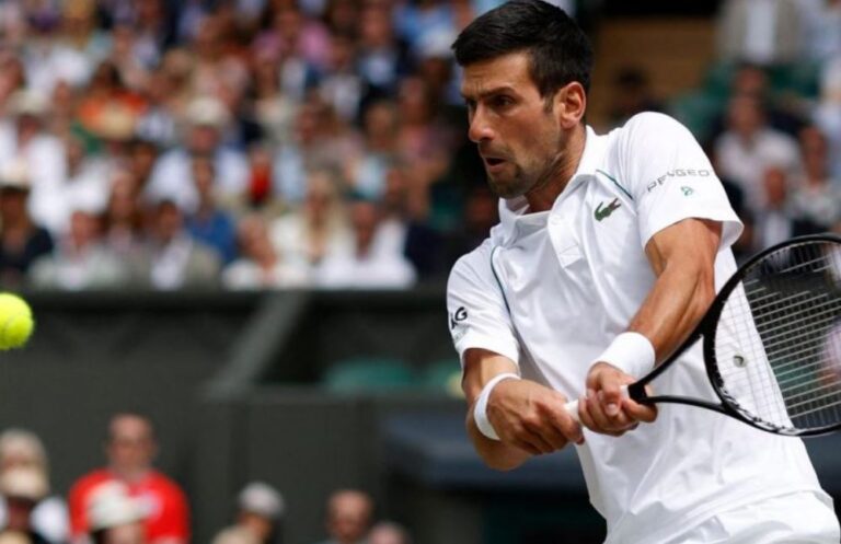 Djokovic sigue inflexible contra vacunación al covid, pese a amenaza del US Open