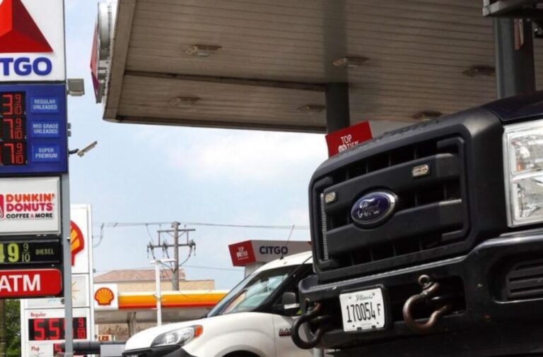 Conozca los 10 estados de EEUU donde pagan a más de 5 dólares el galón de gasolina