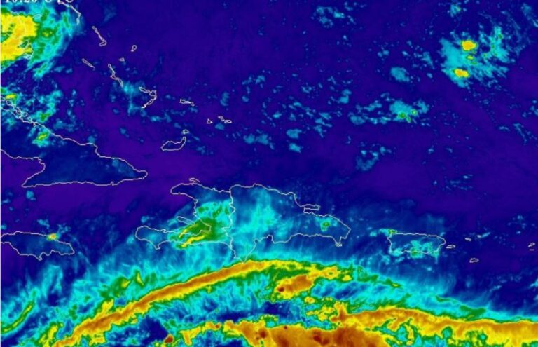 Metereología informa Efectos de ciclón tropical provocarán aguaceros en varios puntos del país