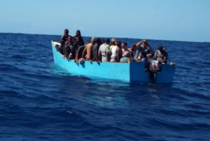Autoridades rescatan a grupo de 200 haitianos varados en Cuba
