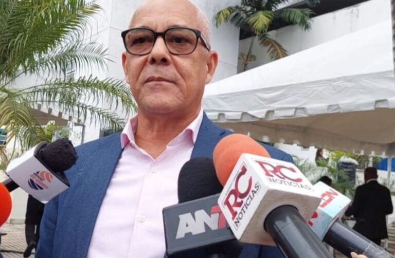 Presidente de ADOCCO afirma a senadores no quieren Ley de Extinción de Dominio, pero venden sueño