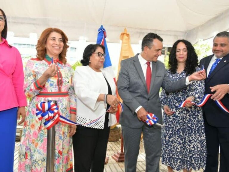 Junta Central Electoral abre nuevo centro de expedición de actas y cédulas en la UASD