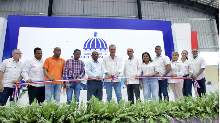 Presidente Abinader inaugura e inicia obras en Santo Domingo Norte por más de 230 millones de pesos; una de ellas tenía 20 años paralizada