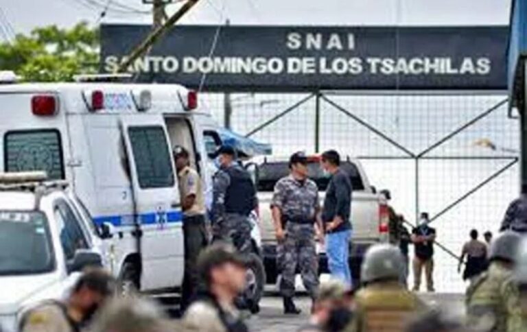 Al menos 13 fallecidos en una nueva reyerta en cárcel de Ecuador