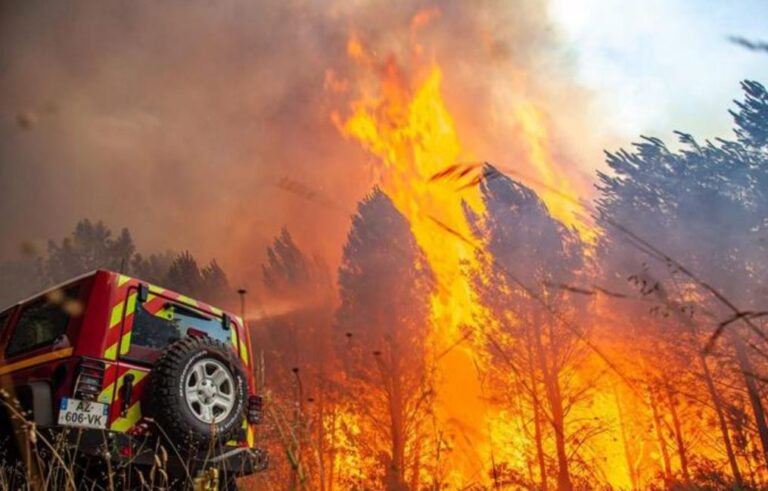 Europa Occidental mantiene la lucha contra los incendios