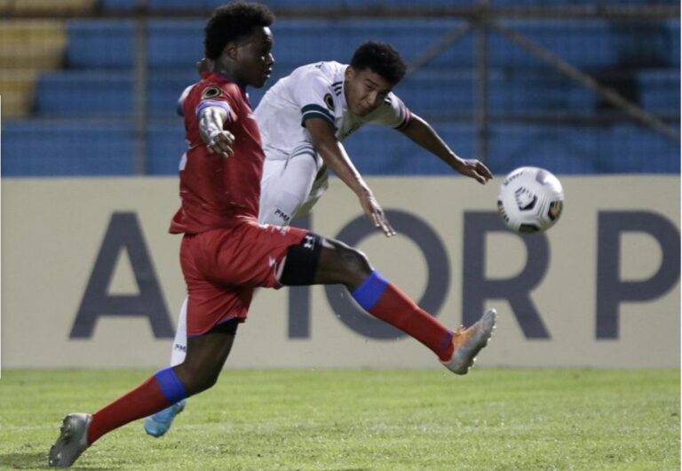 Estados Unidos golea 3-0 a Haití en su debut en el Campeonato W Concacaf-2022