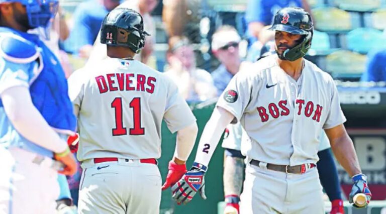 Devers conecta su jonrón 24 de la temporada en derrota de Boston