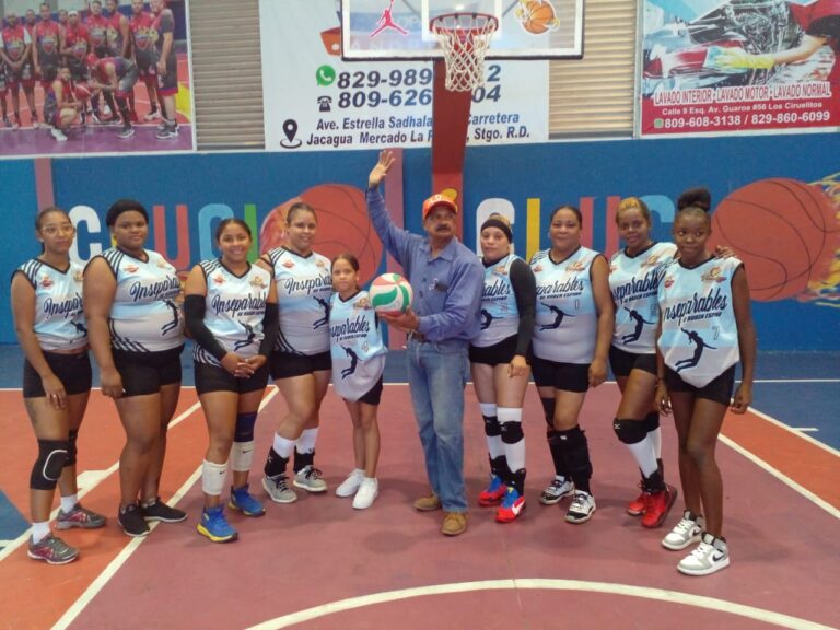 Alcaldía de Santiago inaugura VI Torneo de voleibol pre superior femenino