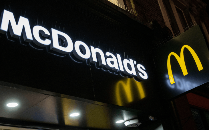 Por papas fritas un empleado de McDonald’s es herido de bala en Nueva York