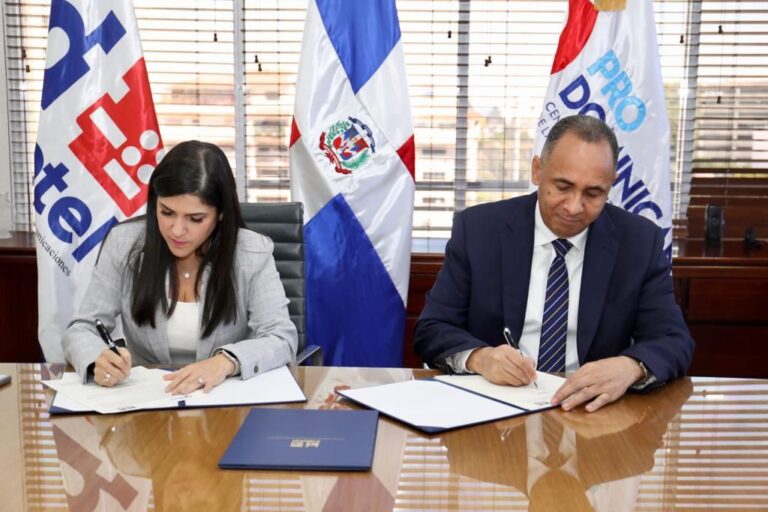 Indotel y ProDominicana firman acuerdo para la implementación digital de la Ventanilla Única de Inversión