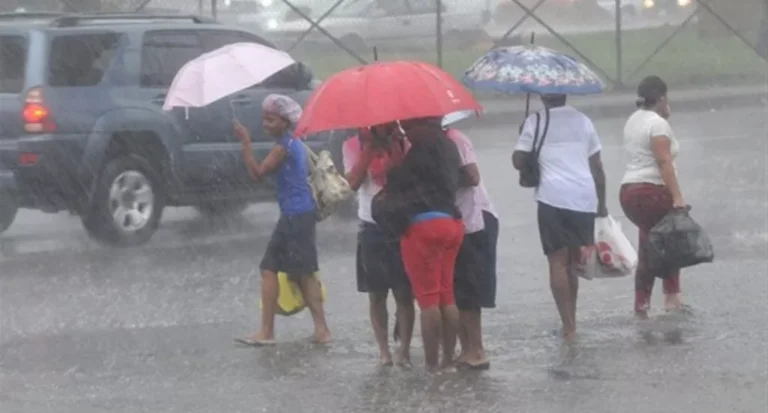 Vaguada que dejó la onda tropical provocara aguaceros y ráfagas de viento para las próximas 48 horas