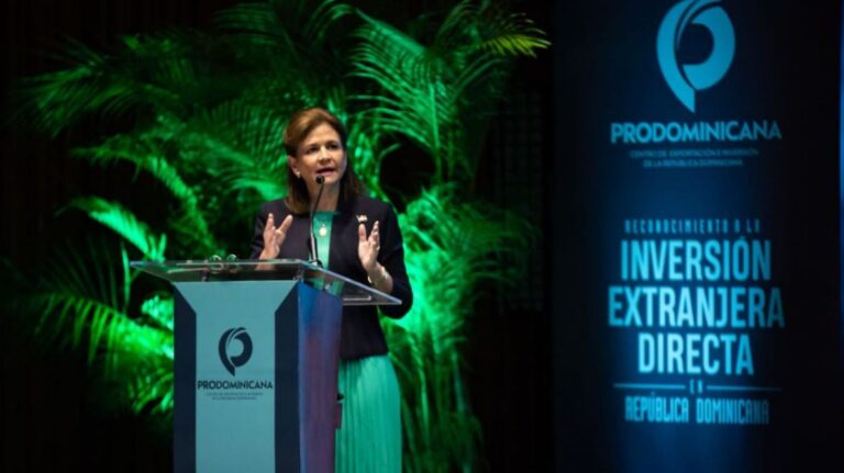 Vicepresidenta Raquel Peña: Desempeño económico de RD es resultado del fortalecimiento de la seguridad jurídica y la transparencia
