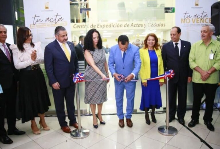 JCE inaugura nuevo centro de expedición de actas y cédulas en Plaza Central