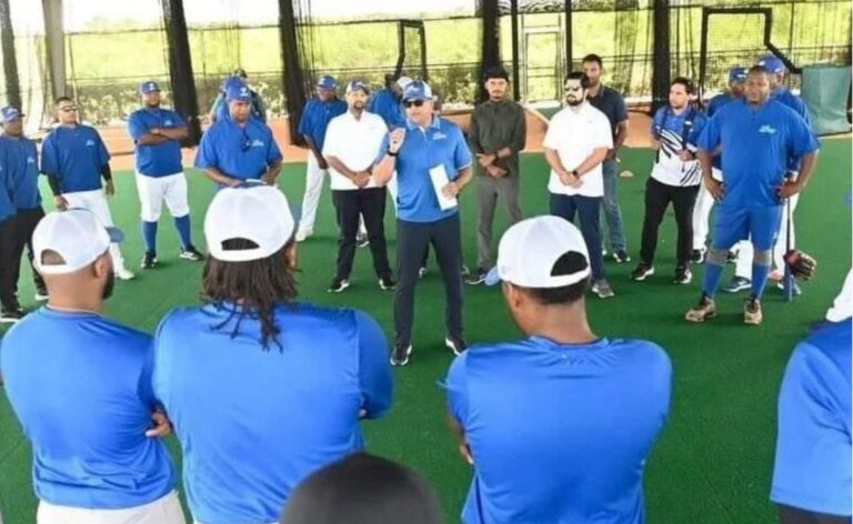 “Este es el tiempo del Licey” asegura gerente; Tigres inician prácticas