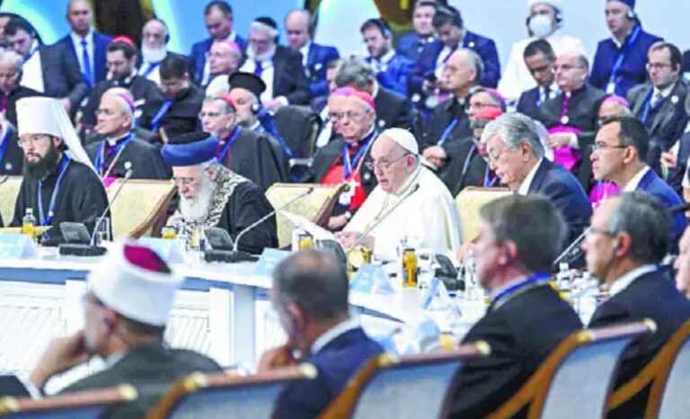 Papa invita a condena contra la guerra