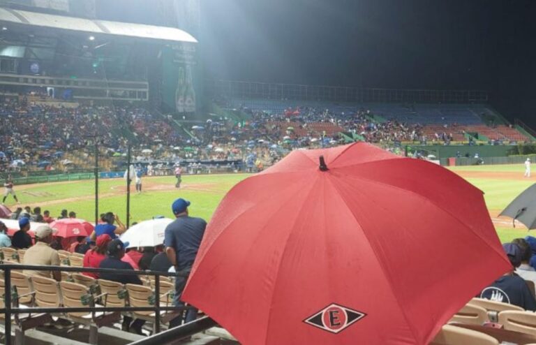 Equipos de béisbol dominicano con poco descanso por las lluvias