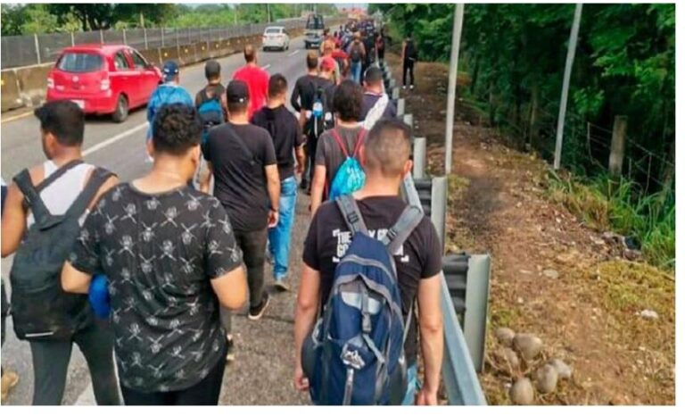 Unos 3,800 migrantes irregulares varados en Panamá han retornado a Venezuela