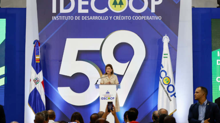 Vicepresidenta asegura crecimiento de las cooperativas se traduce en fortaleza para la economía del país