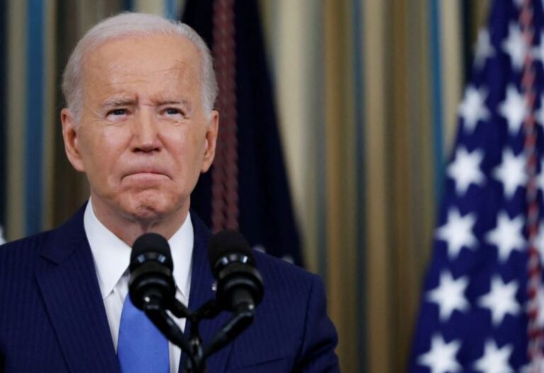 Biden responde a declaraciones de Zelenski sobre misil caído en Polonia no era ucraniano