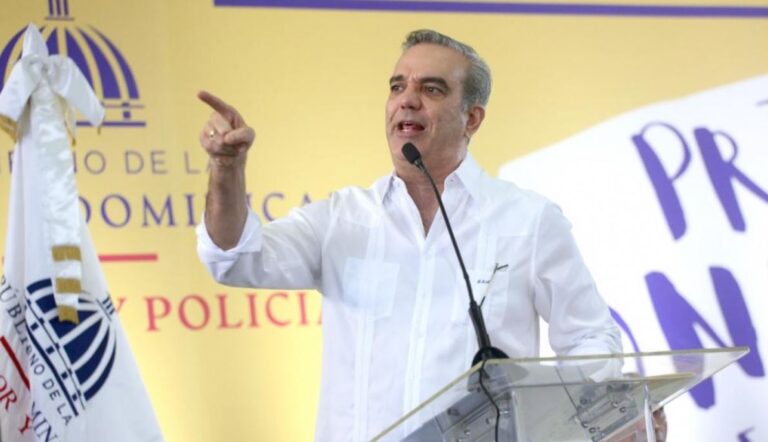 Presidente Luis Abinader: “Gobierno y la Policía enfrentarán la delincuencia en cualquier terreno”