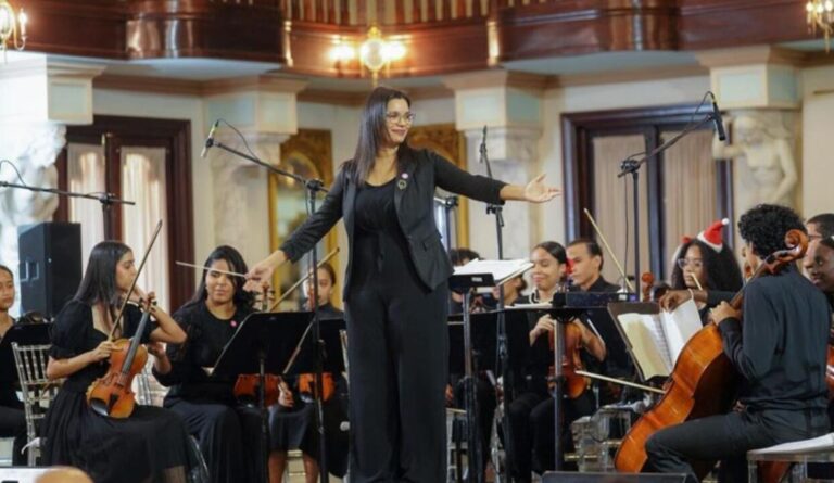 Primera dama auspicia Concierto Sinfónico Didáctico de Navidad en el Palacio Nacional
